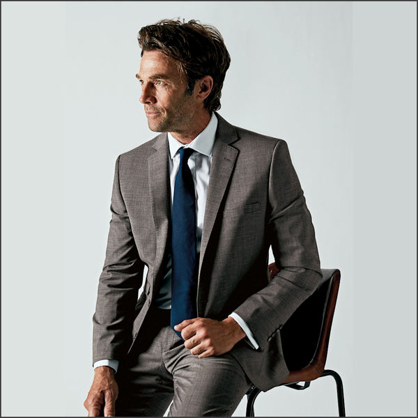 Brook Taverner Avalino Grey Suit*