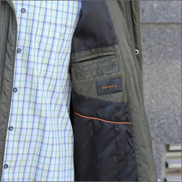 Douglas Everitt Olive Casual<>