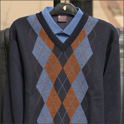 Gabicci M06 Navy Patterned  V Neck=