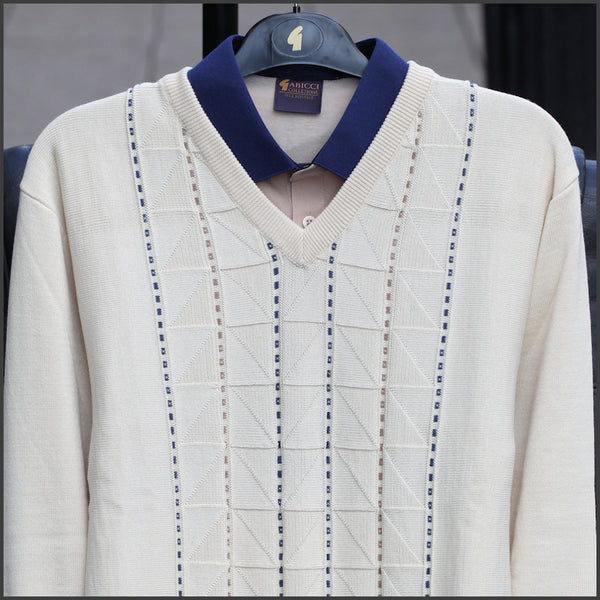 Gabicci M06 Ivory Patterned V Neck=