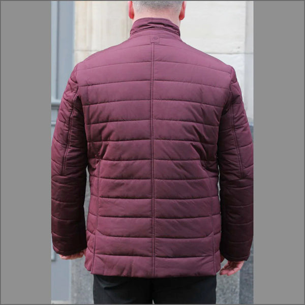 Douglas Larson Wine Casual<><>