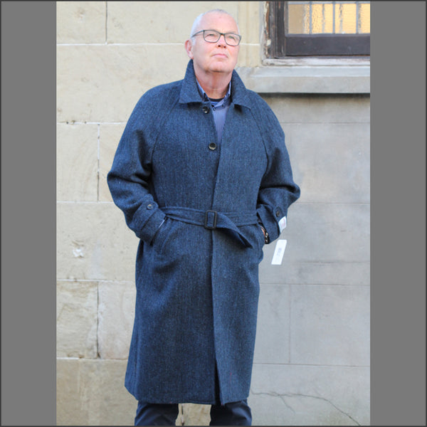 Harris Tweed Dark Blue Herringbone Raglan Overcoat¬