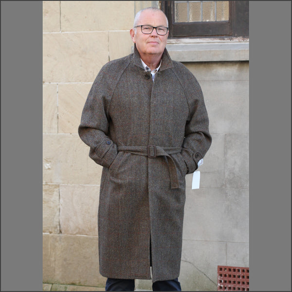Harris Tweed Brown Herringbone Raglan Overcoat¬