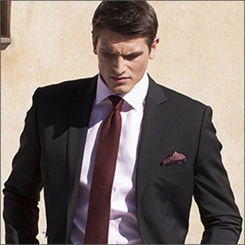 Brook Taverner Cassino Black Fashion Fit Washable Crease Resistant Suit*