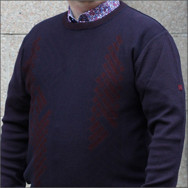 DG's Burgundy Pattern Crew Neckº